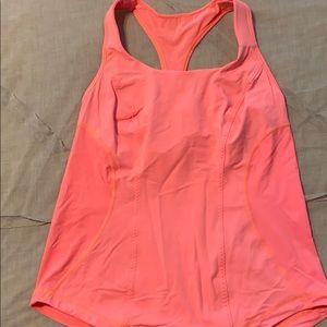 Lululemon top